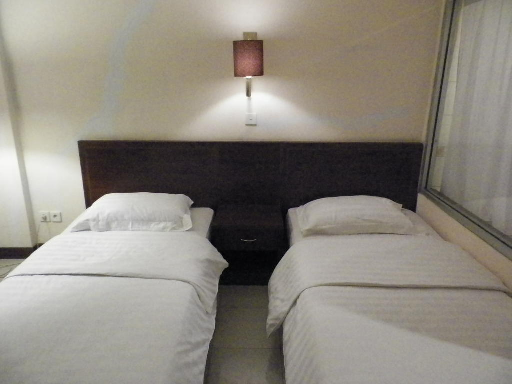 Excellent Seven Boutique Hotel Bandung Quarto foto